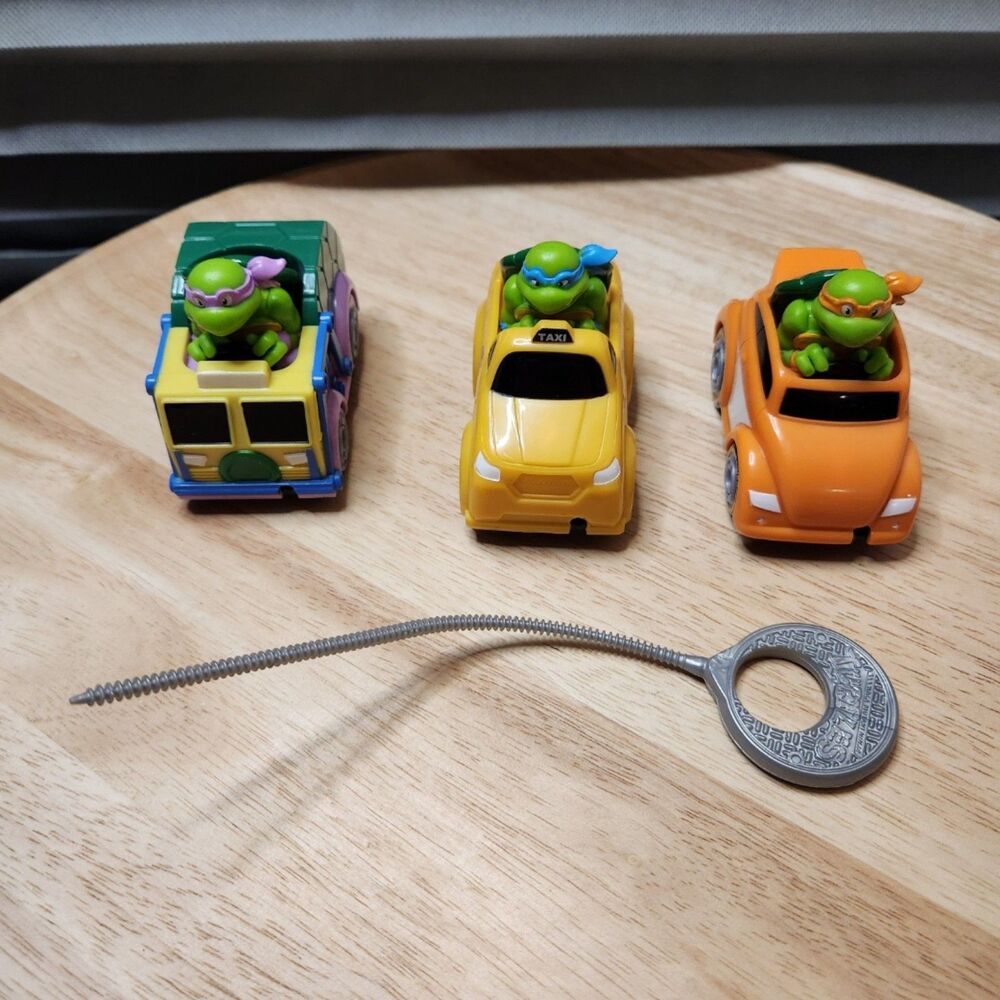 Teenage Mutant Ninja Turtles Rad Rip Racers 3‑Car Set with Ripcord - Picture 4 of 11